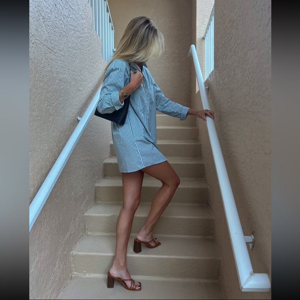 Abercrombie & Fitch Oversized Button Down Shirt